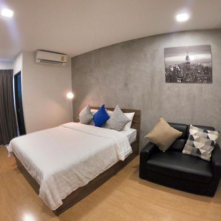 Tata House Aparthotel Bangkok Exterior photo